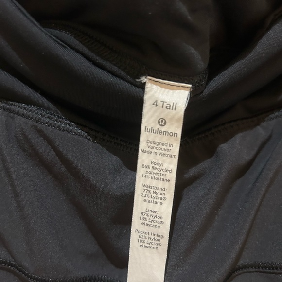 lululemon Tennis Skirt, Size 4 Tall - Picture 4 of 4